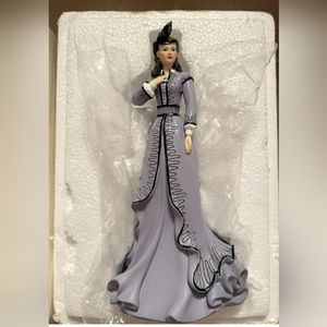 GONE WITH THE WIND  Oh So Scarlett Stylishly Shantytown Figurine
